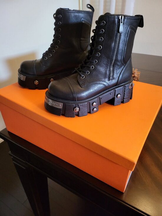 Zigi Shoes - ZIGI Shanti Platform Combat Boot